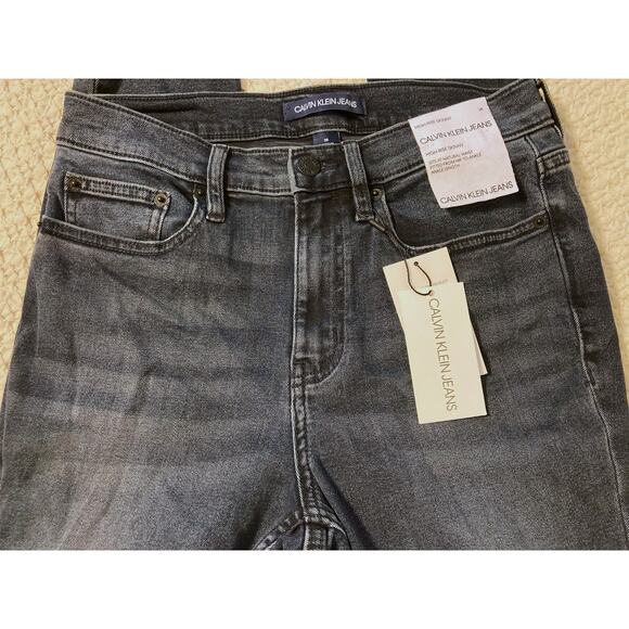 Calvin Klein Women's High Rise Skinny Ankle Length Jeans Size 28 Black NWT - Picture 4 of 8
